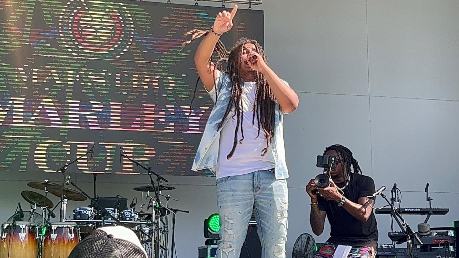 Yung Lion performing live